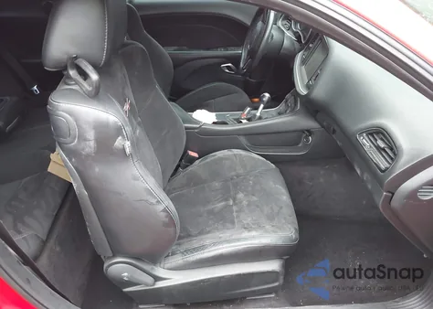 2016 Dodge Challenger R/T Plus z USA, uszkodzony, nr VIN 2C3CDZBT4GH143007